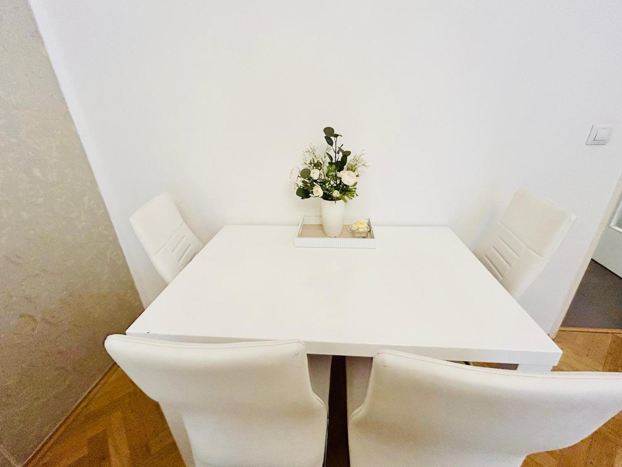 Luxury And Cozy Vinohrady *